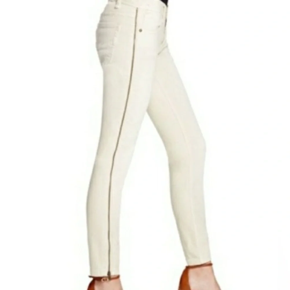 Free People stylish white